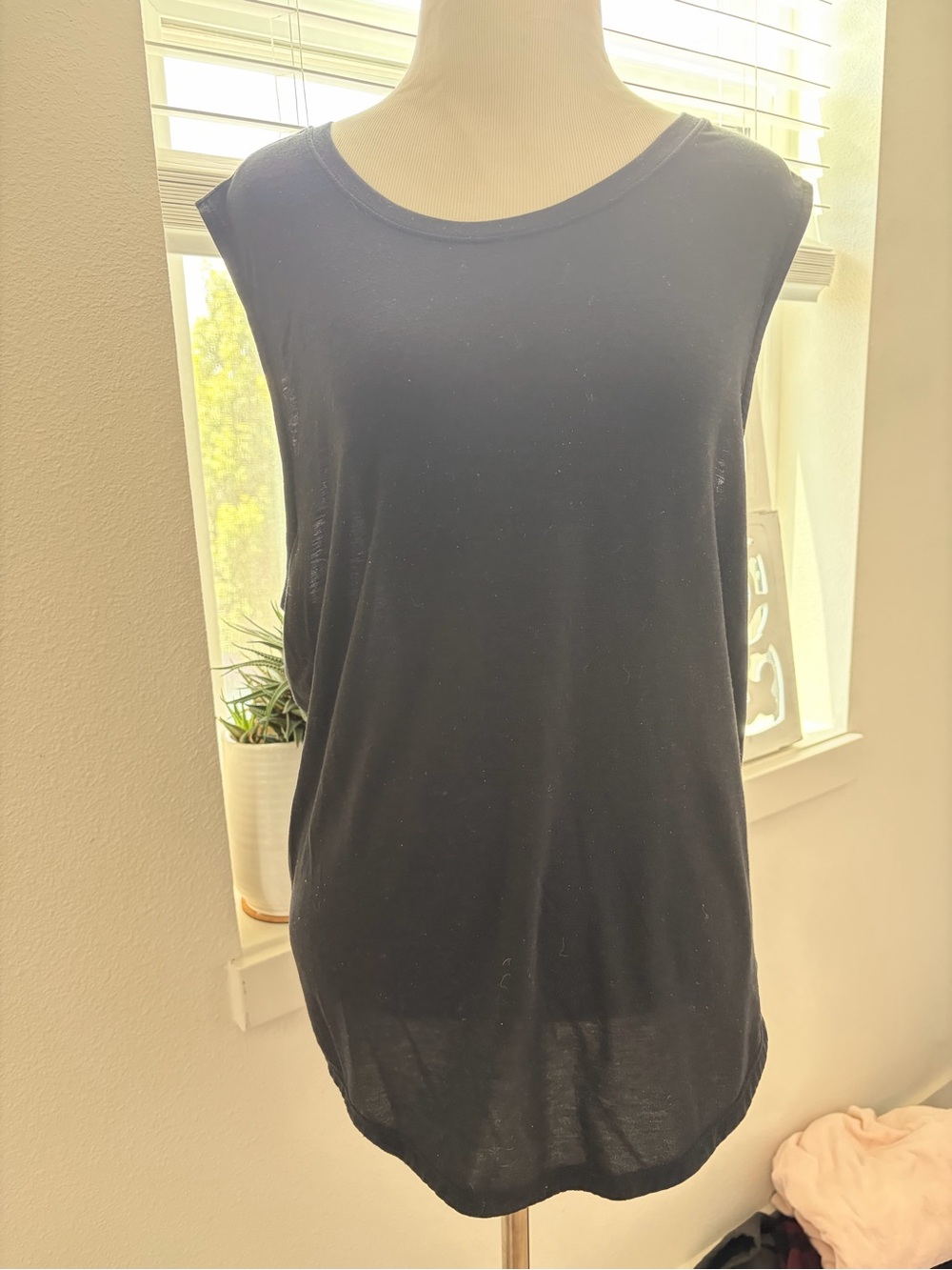 Prana Black Sleeveless Scoop-Neck Tank
